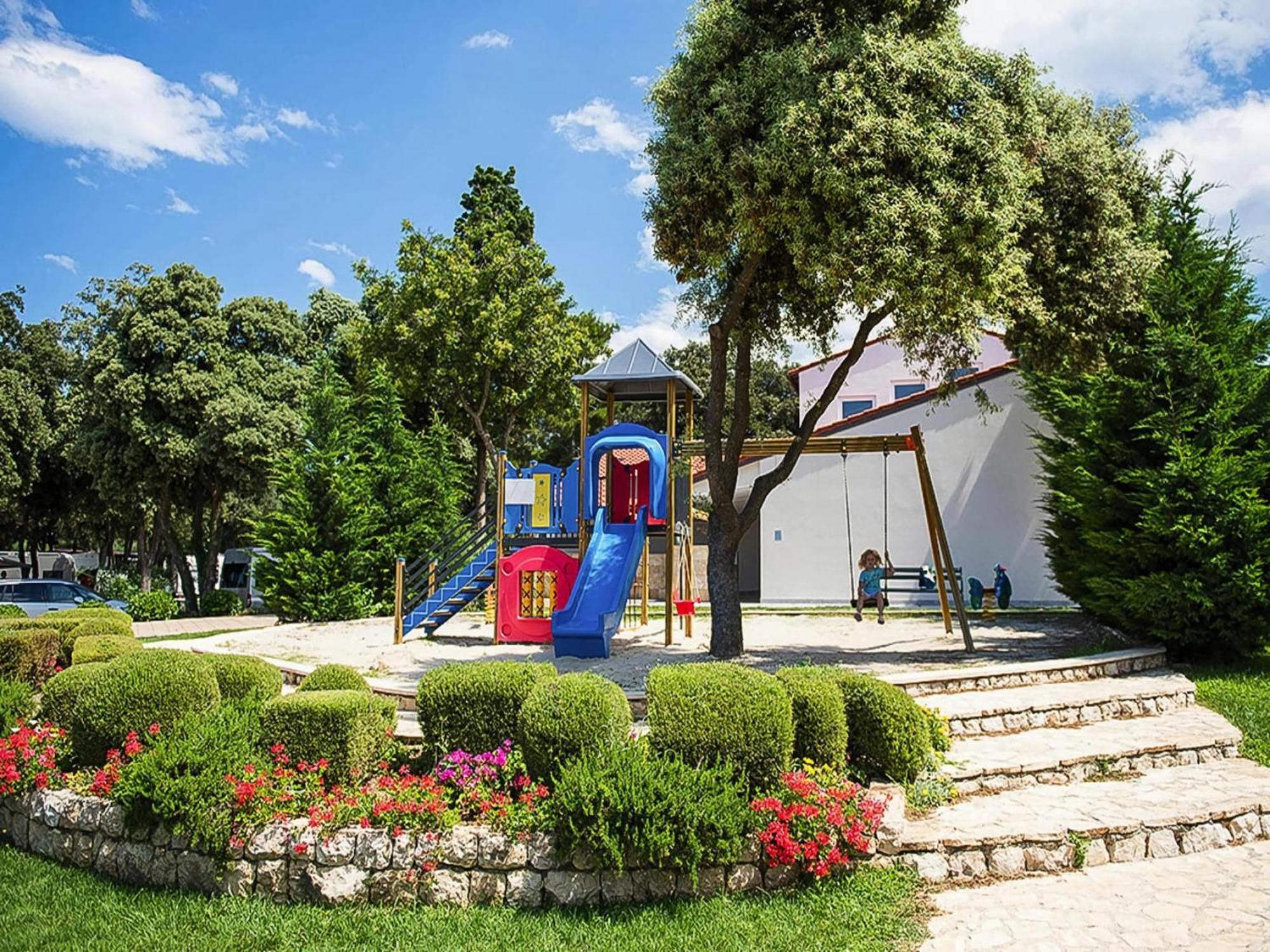 Mobile Homes Mediteran In Caravan Park Strasko, Novalja Exteriér fotografie